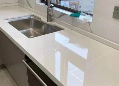 How to clean quartz countertops